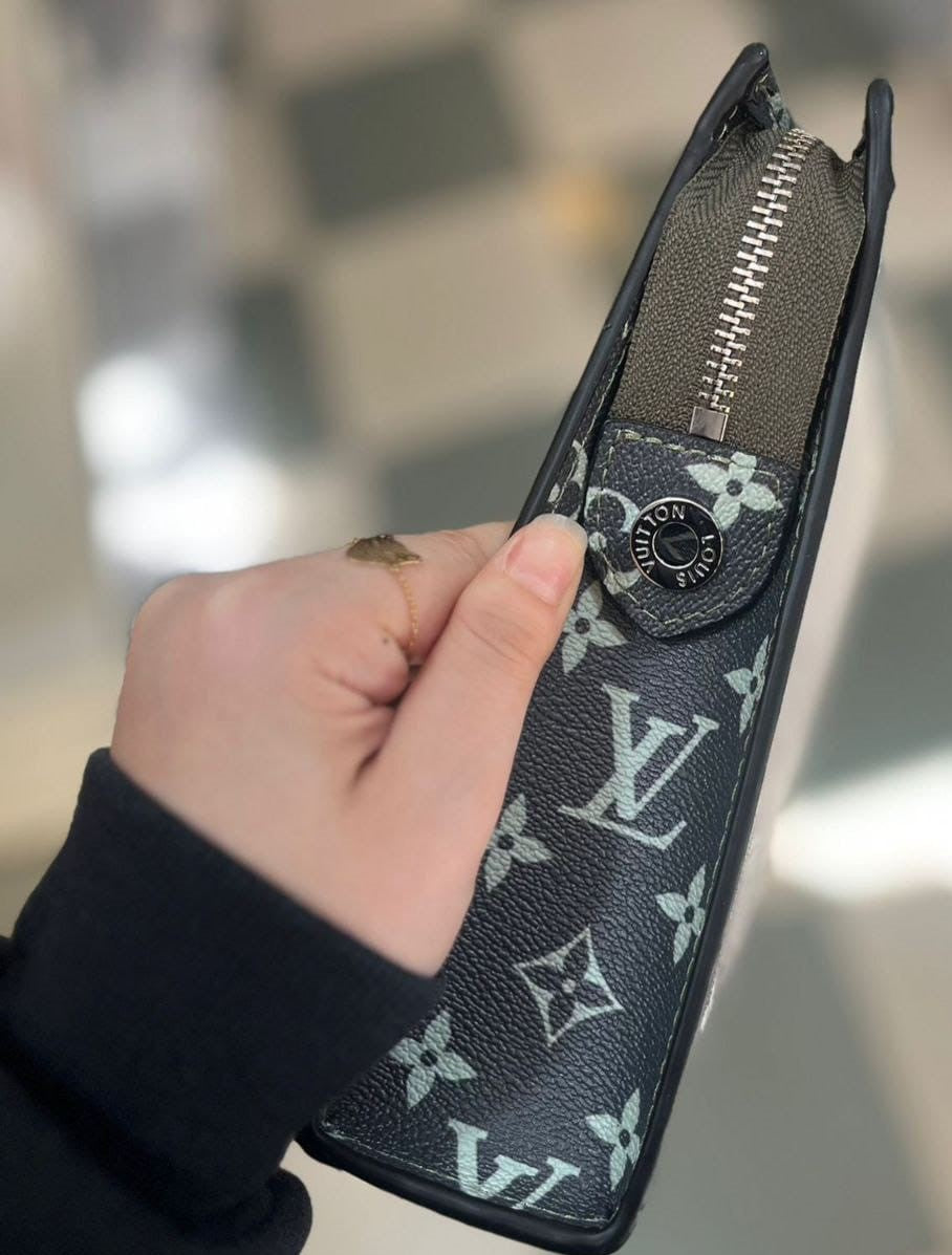 High-Quality Designer Zip Pouch